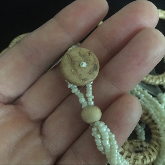 Beaded Basket Weave Style Necklace and Earrings Set - Picture 6 of 11